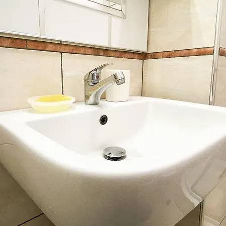 Apartment Pearl Dream Escape I42 *
